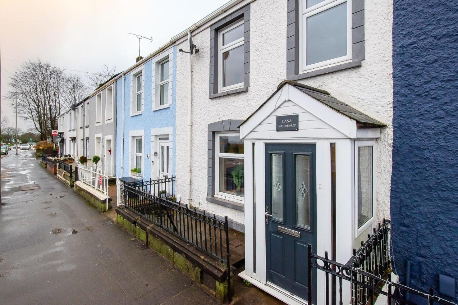 Casa One Hundred - A Beautiful 4 Bed House On The Beach Front Swansea Exterior foto