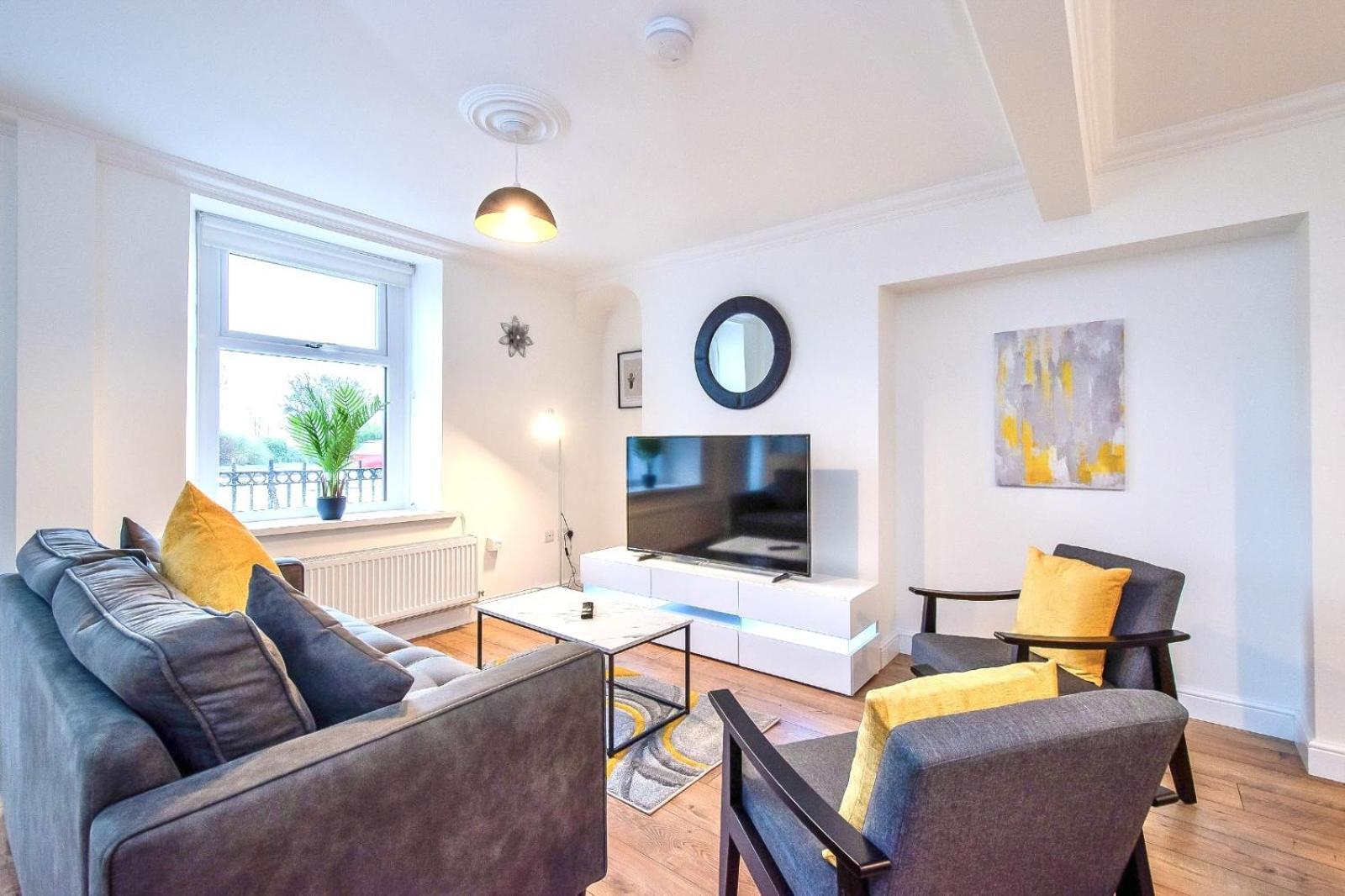 Casa One Hundred - A Beautiful 4 Bed House On The Beach Front Swansea Exterior foto